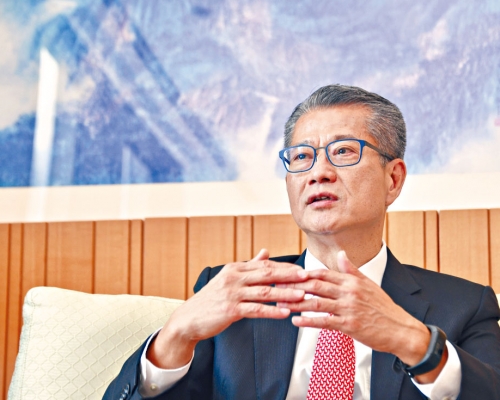 ■陳茂波強調,「反外國制裁是外交事務,屬中央事權,香港有憲制責任落實」。