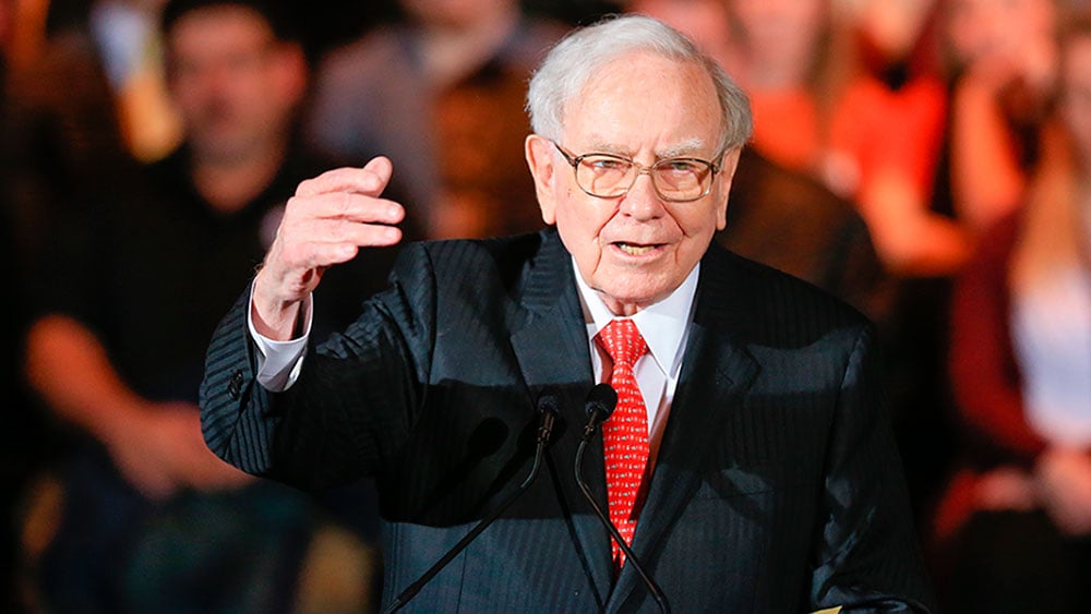 「股神」巴菲特（Warren Buffett）在2025年底正式卸任巴郡（Berkshire Hathaway）的行政總裁職位，將職務交給他親自挑選的接班人阿貝爾（Greg Abel），只留任董事會主席。當時有分析指，不少投資者過去會選擇投資巴郡股票，是出自於對巴菲特的信任或仰慕。沒有了巴菲特，自然巴郡部分光環也會消失、部分投資者亦會離去