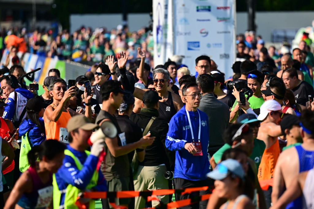 周潤發完成10公里賽事。攝影：廖偉業