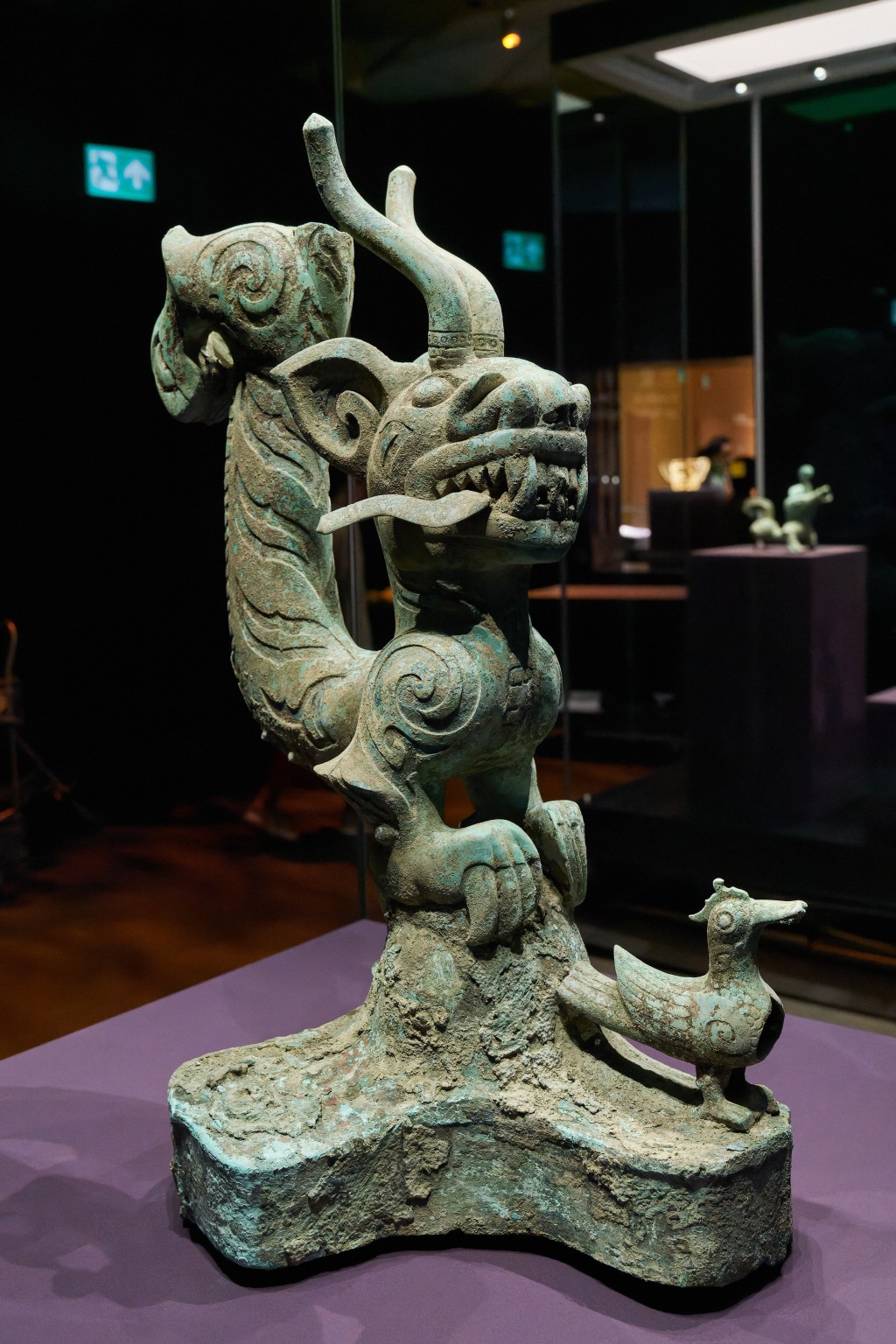 銅虎頭龍身像。香港故宮文化博物館圖片