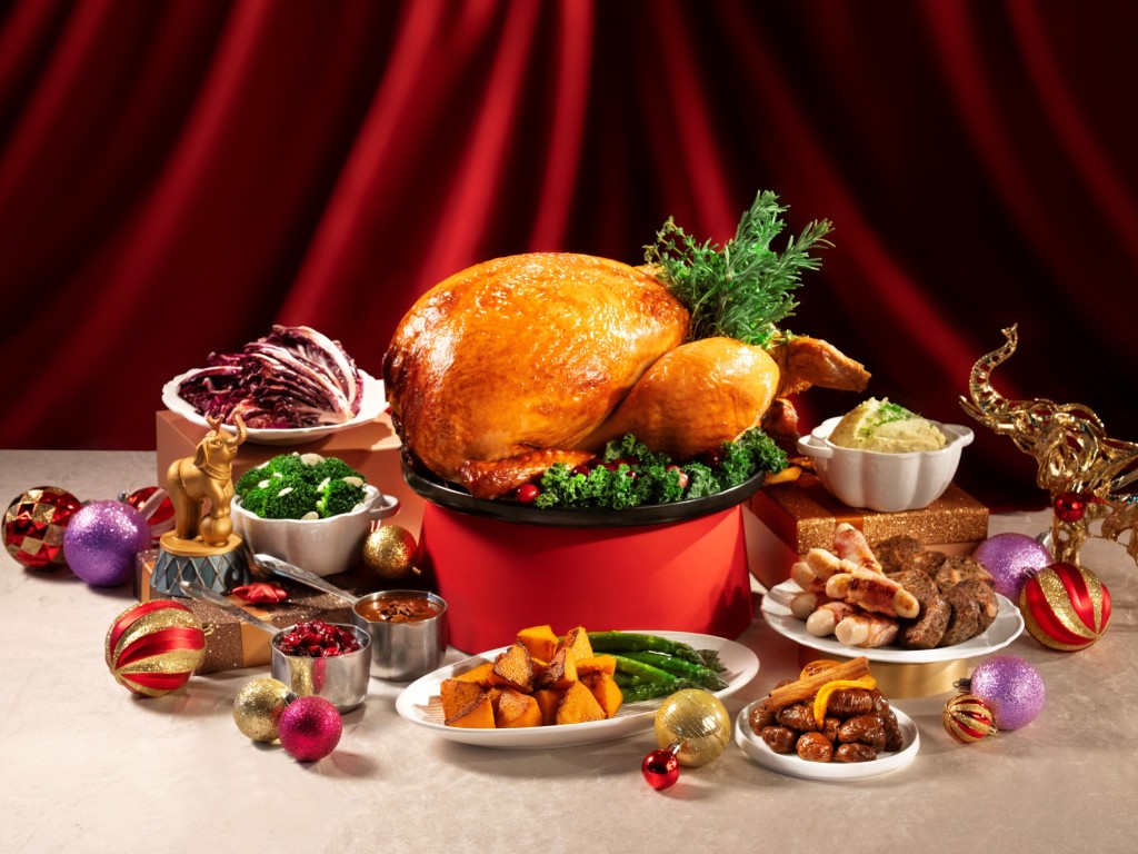 The Mira 聖誕火雞派對外賣禮盒 ($2,288起,供8-10人享用)。 The Mira 聖誕火雞派對外賣禮盒 ($2,288起,供8-10人享用)。