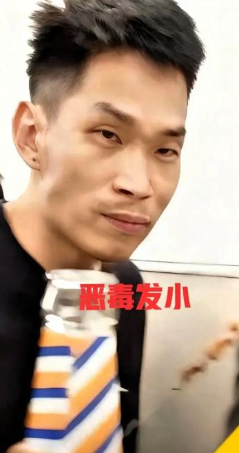 梁先生每念及妻兒慘死於髮小（圖）手下便悲憤不已。抖音＠梁念霞