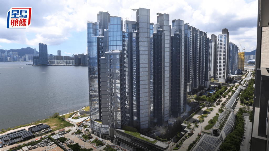 新地全年基礎溢利及股息持平 本港售樓毛利率跌至12% 郭炳聯料樓市成交持續改善