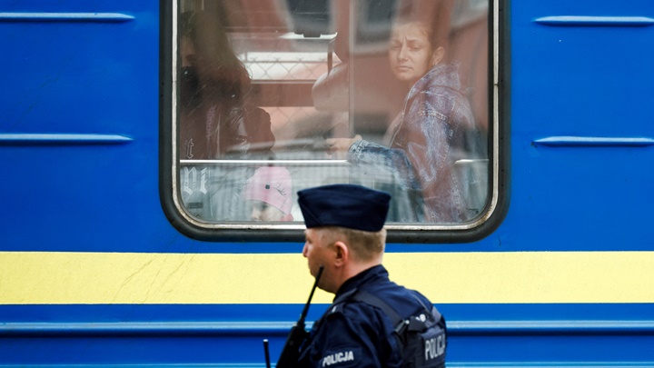 數以百萬計烏克蘭婦孺在俄軍入侵後逃離家園。路透社資料圖片