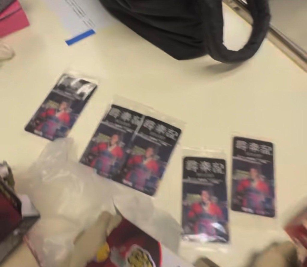 滕麗名笑說：「電影業真係好需要古老闆！」