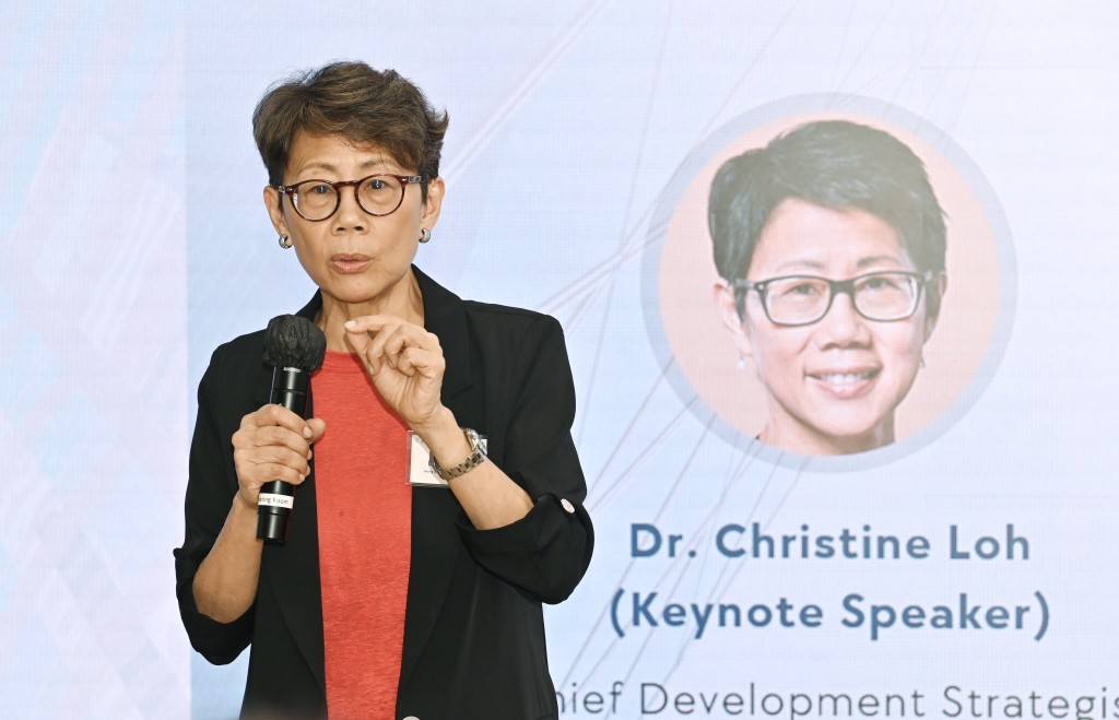 曾就讀英基港島中學的前環境局副局長陸恭蕙。（資料圖片）