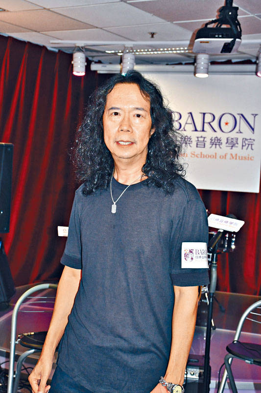 Joey Tang透露接手樂隊ONE PROMISE的監製工作。