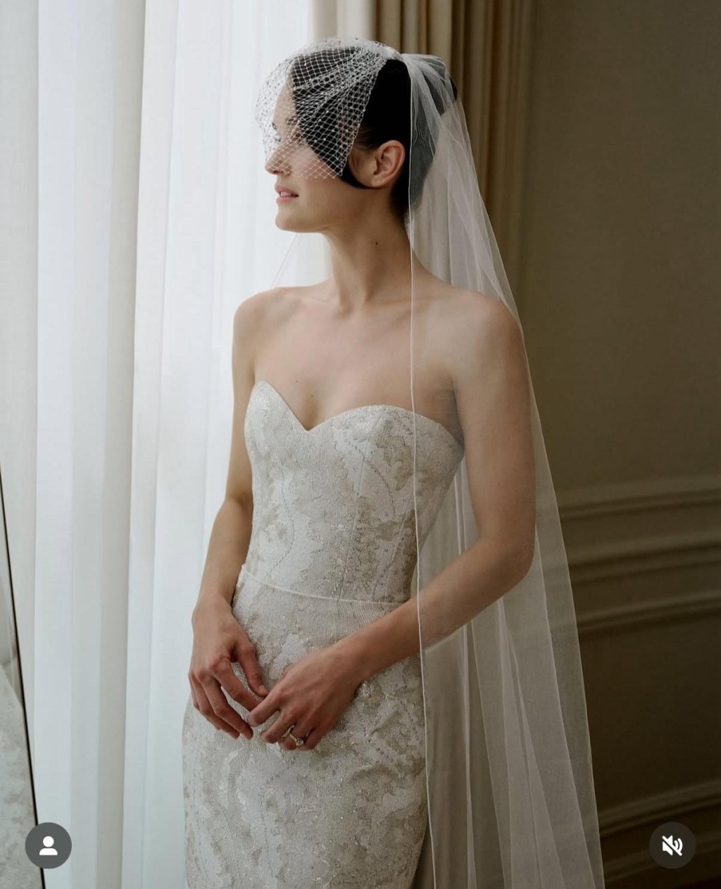 未婚妻Kate都穿上婚紗。 未婚妻Kate都穿上婚紗。