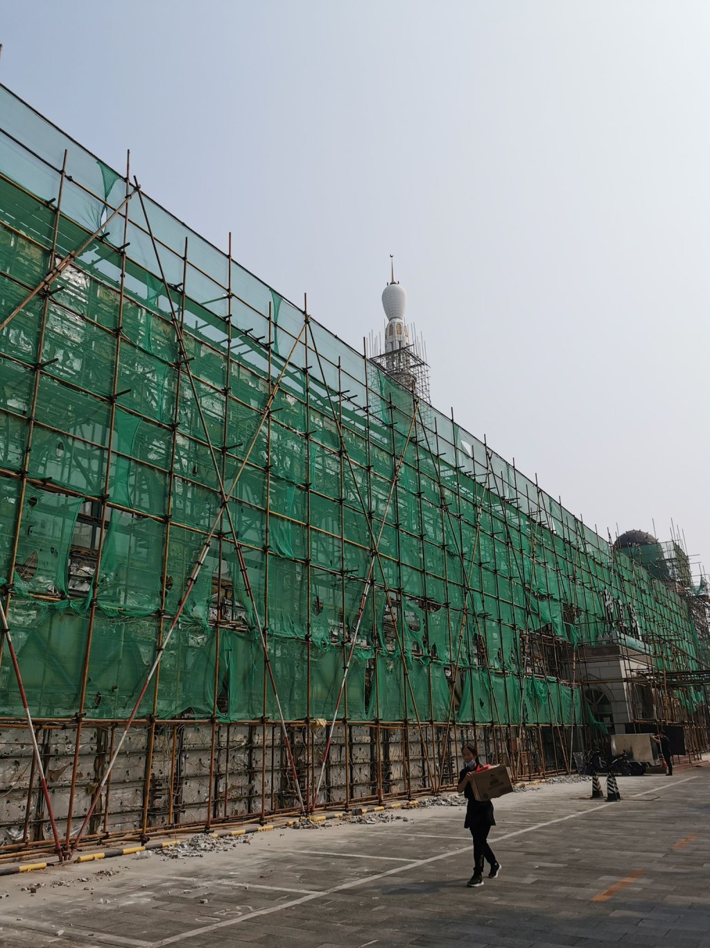 北京窦店清真寺将拆掉阿拉伯式的圆顶和尖塔。星岛图片