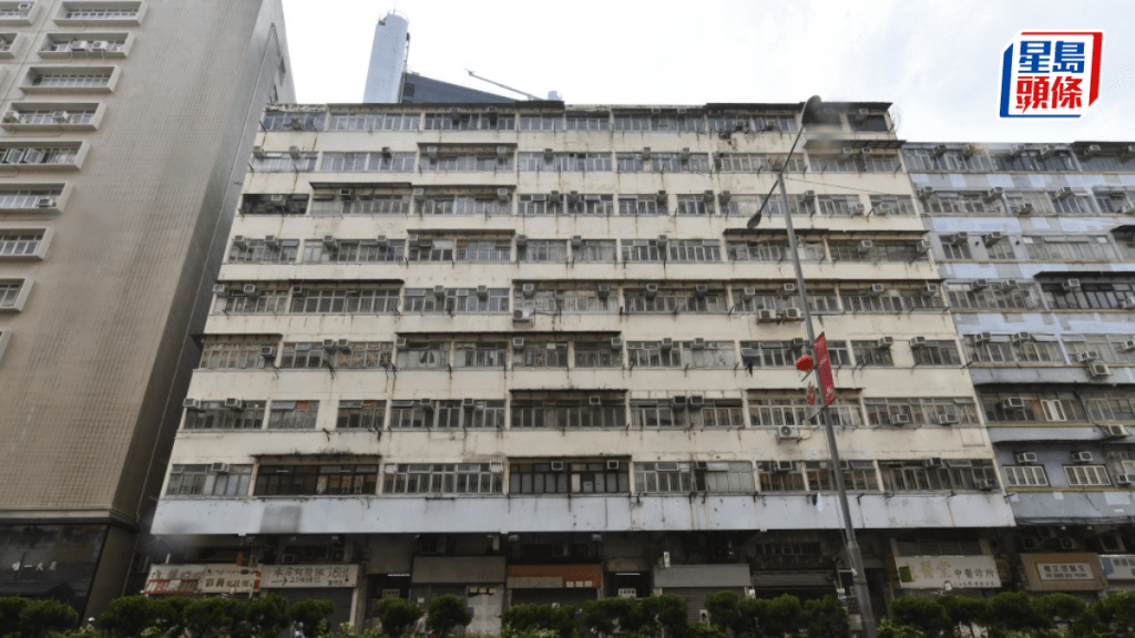 立法會首讀精簡強拍條例草案建議樓齡50年或以上私人樓宇的強拍門檻,由目前百分之80降至百分之70或65。資料圖片