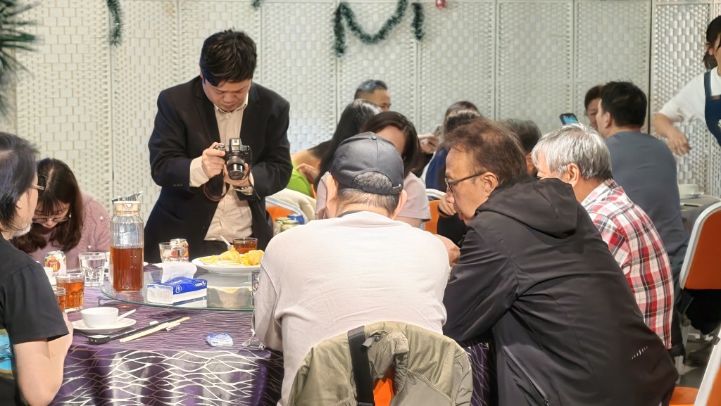 今日有超过70人到场。黄文威摄
