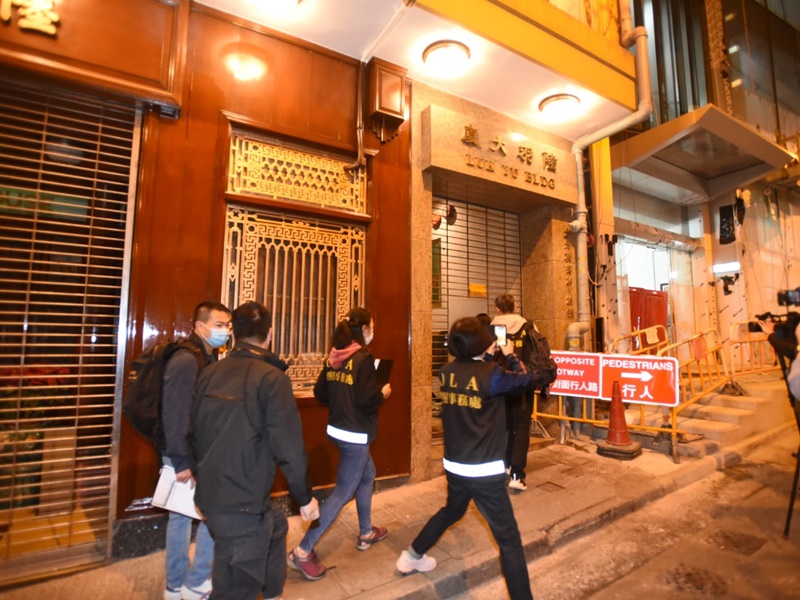 尹敬堂攝