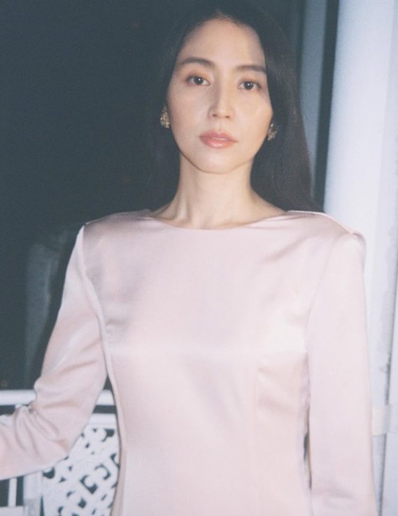 上月中，入围日本电影学院奖影后的长泽亦有出席颁奖礼。