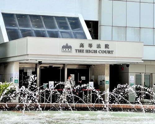 被告今日於高等法院承認3項無牌管有槍械罪及1項管有爆炸品罪,判囚7年。 資料圖片