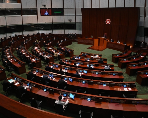 民主派議員座位無人坐。