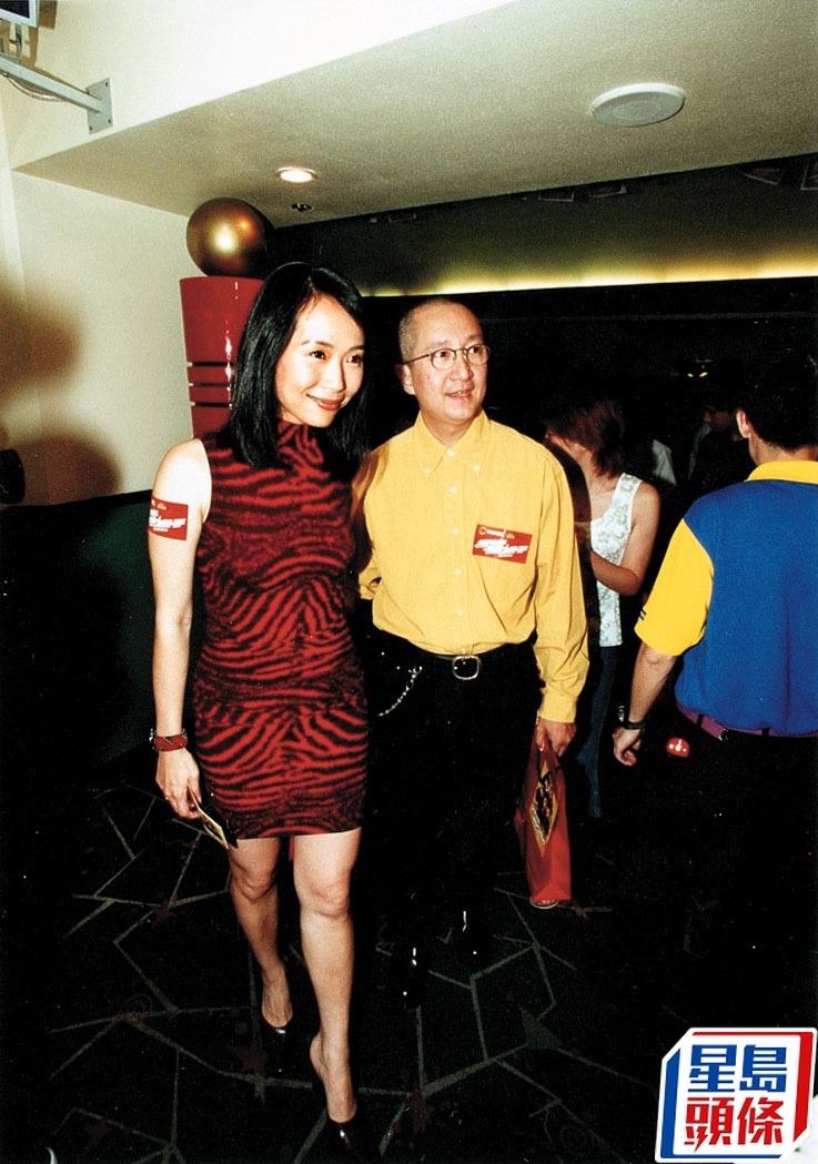 叶童1988年与陈国熹结为夫妇。