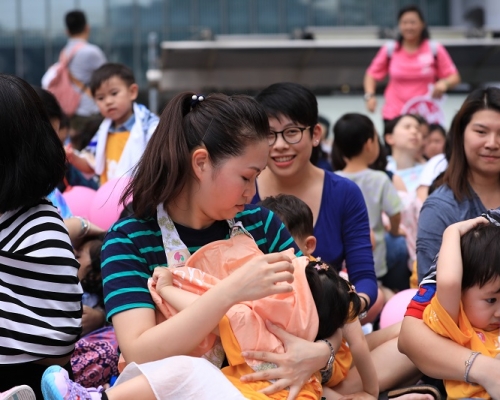 政府建議修例禁止直接或間接歧視婦女餵哺母乳。資料圖片