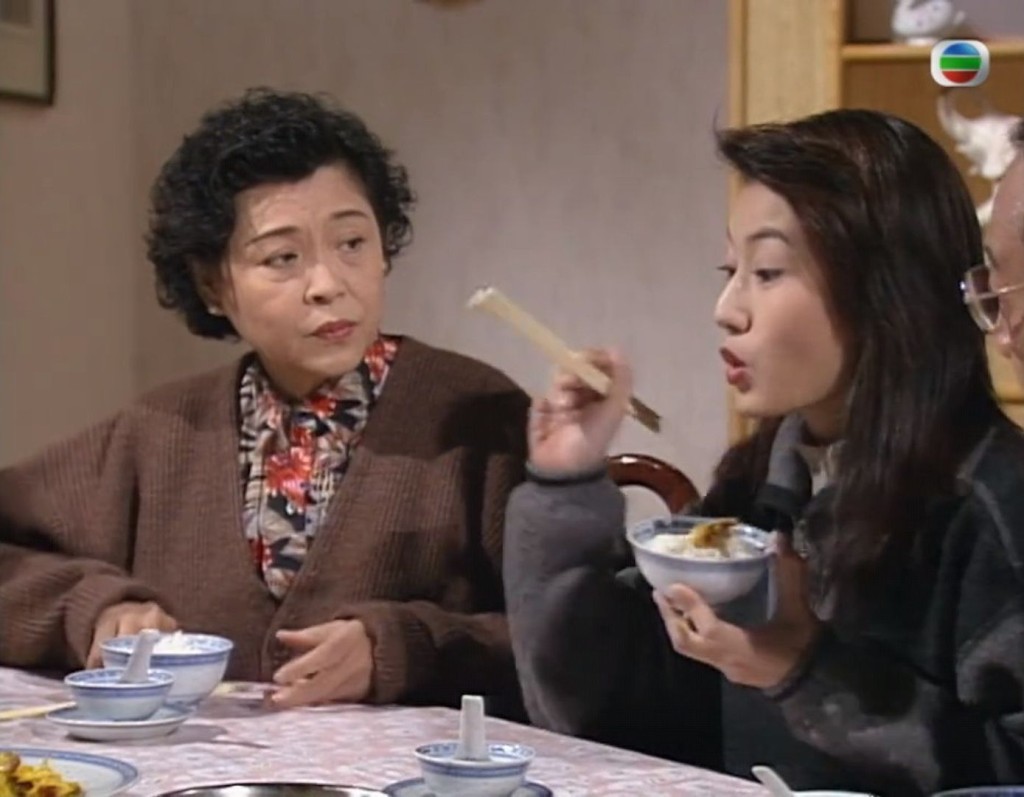 黃𨥈瑩現時仍有與當年《餐餐有宋家》的拍檔見面。  ​