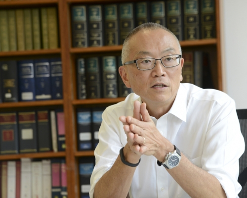 福田敬二不獲港大續約,明年底完成5年合約後將離任。 資料圖片
