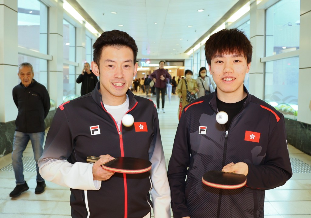 乒球男雙組合黃鎮廷(左)及陳顥樺(右) 去年首奪瑞典大滿貫金牌，為港隊創史。資料圖片