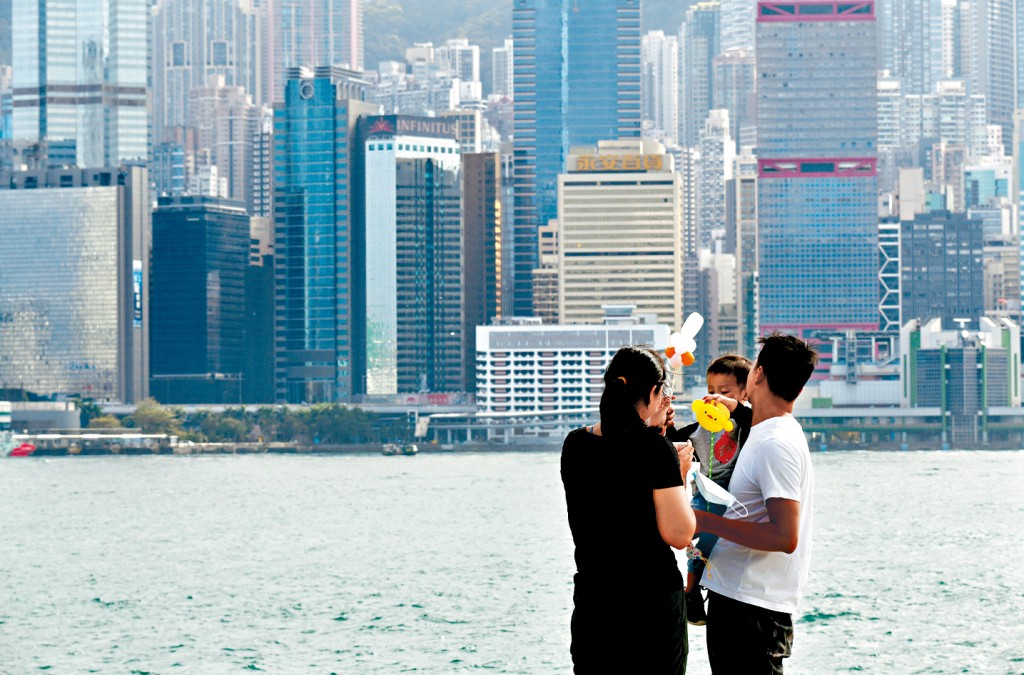 政府鼓勵生育，已發放的新生嬰兒獎勵金共逾12億元。