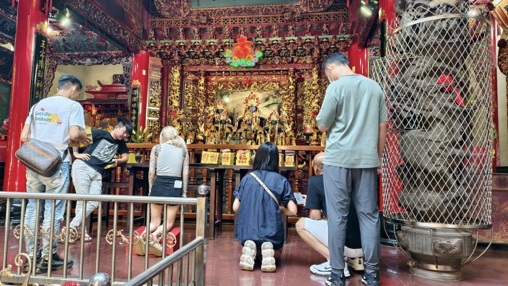 台南宫庙西罗殿突然宣布与普济殿“断交”,成为当地信众及网民热话。西罗殿FB 台南宫庙西罗殿突然宣布与普济殿“断交”,成为当地信众及网民热话。西罗殿FB