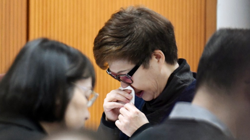 宏福苑聽證會︱黃碧嬌工程前期扮演一定角色、收集授權票 居民代表：做法值得商榷