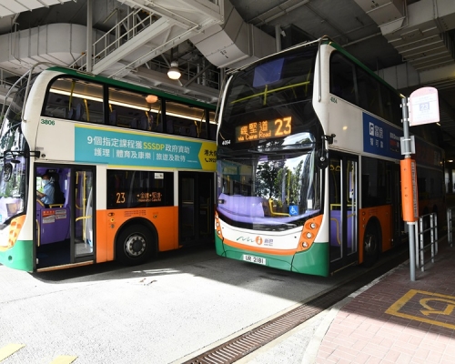 網民稱讚有新巴車長在適時提示乘客，態度有禮。示意圖