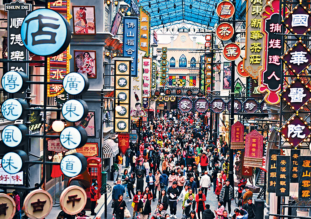 千古情景区是广东佛山的著名景点。 