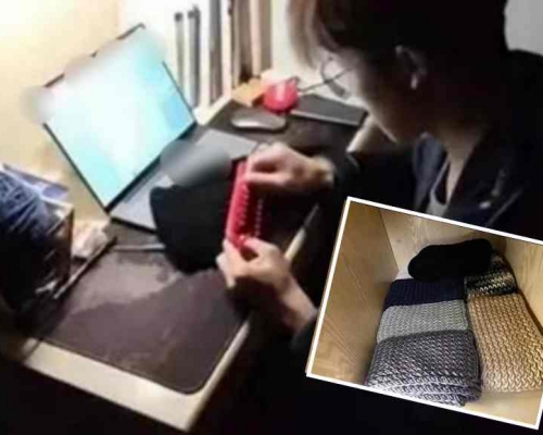 5男生閉關1個月為全班女生織頸巾。 