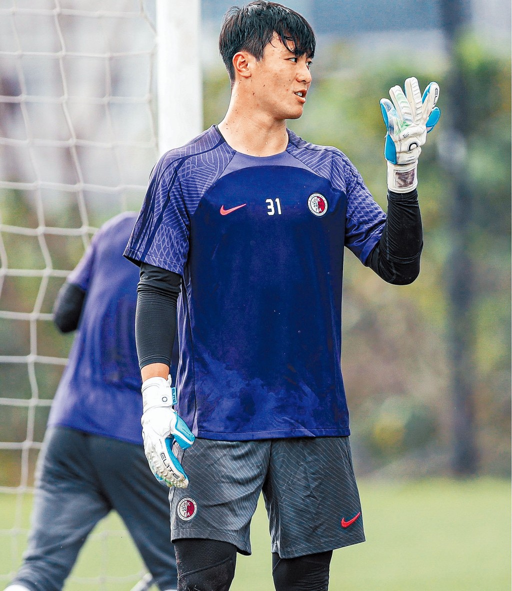 U23港足门将 谢家荣