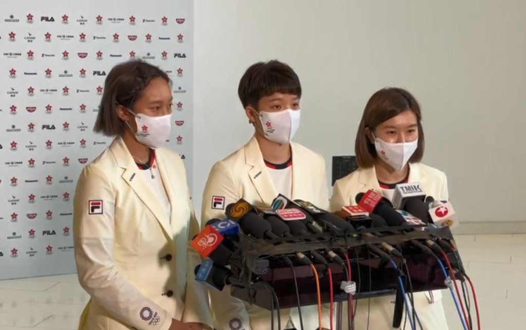 乒乓球女團銅牌得主杜凱琹、蘇慧音及李皓晴。