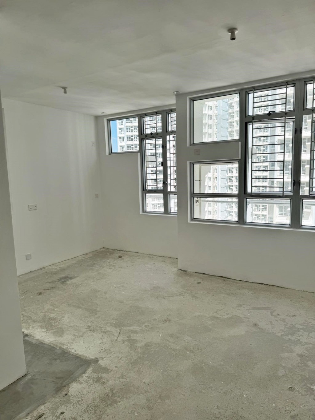 資料來源:公屋討論區 - 香港facebook群組 資料來源:公屋討論區 - 香港facebook群組