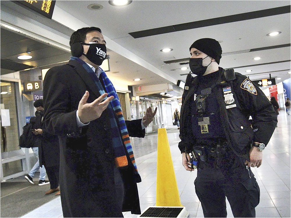 楊安澤其後向警方交待事件。AP