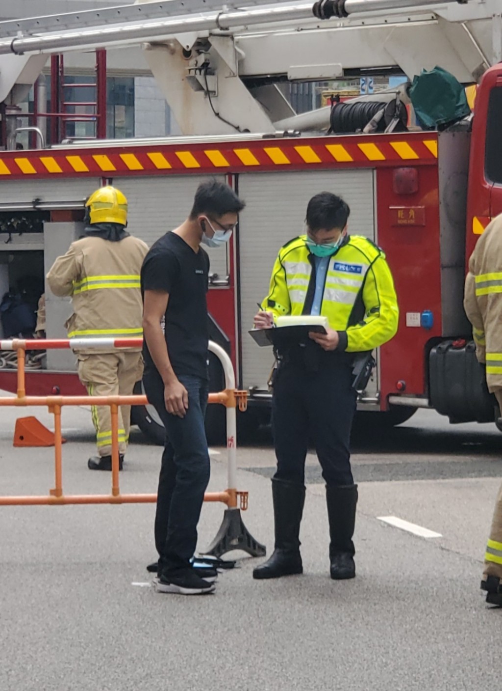 警方調查現場。