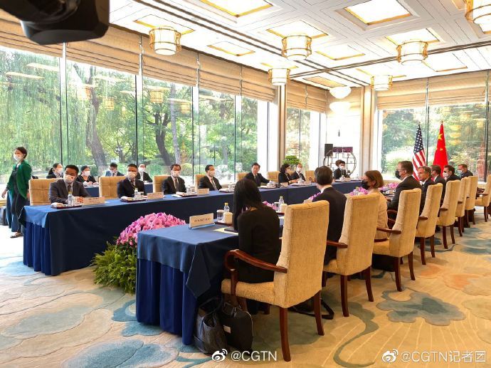 中美外長北京會談。