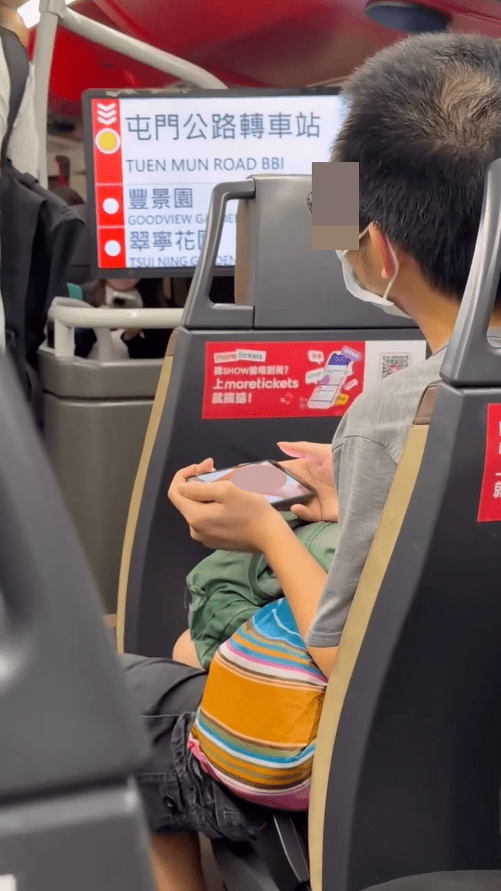根據樓主上載的影片，事發時巴士正駛近「屯門公路轉車站」（來源：Threads＠wky.w2、ngachiii43、kkkaaaaa._、lailai.a）