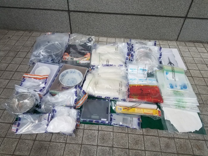 檢獲毒品總重13公斤、市值1300萬港元。