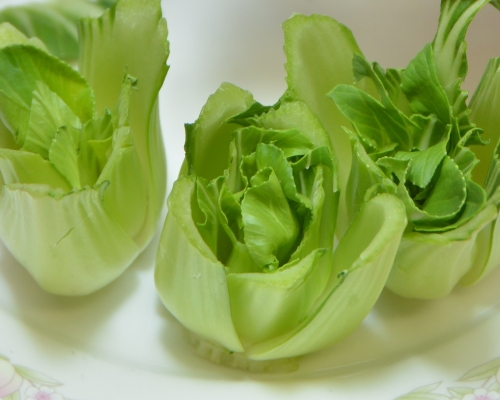 食物安全中心公布小棠菜樣本農藥超標2.3倍。資料圖片