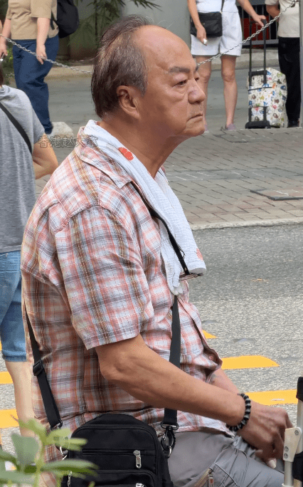 狄龍仍有大俠風範。