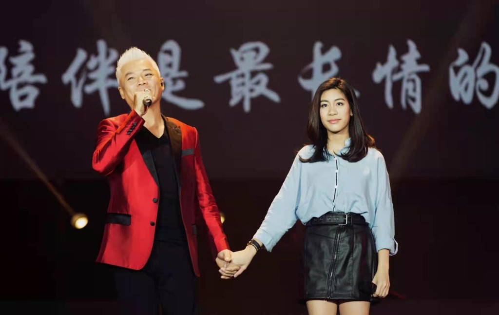 巫啟賢百分百支持囡囡。
