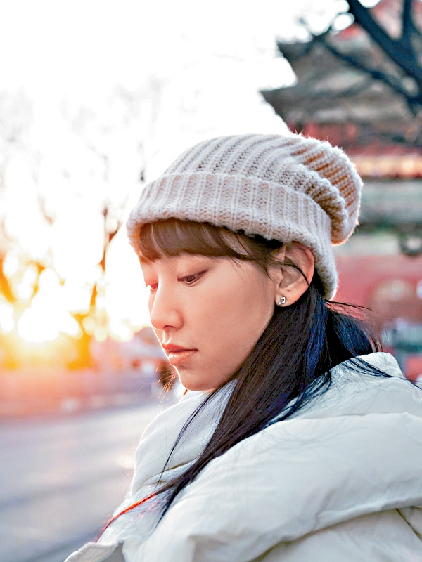 炎明熹以信送上慰问之余，更吁大家互相支持。