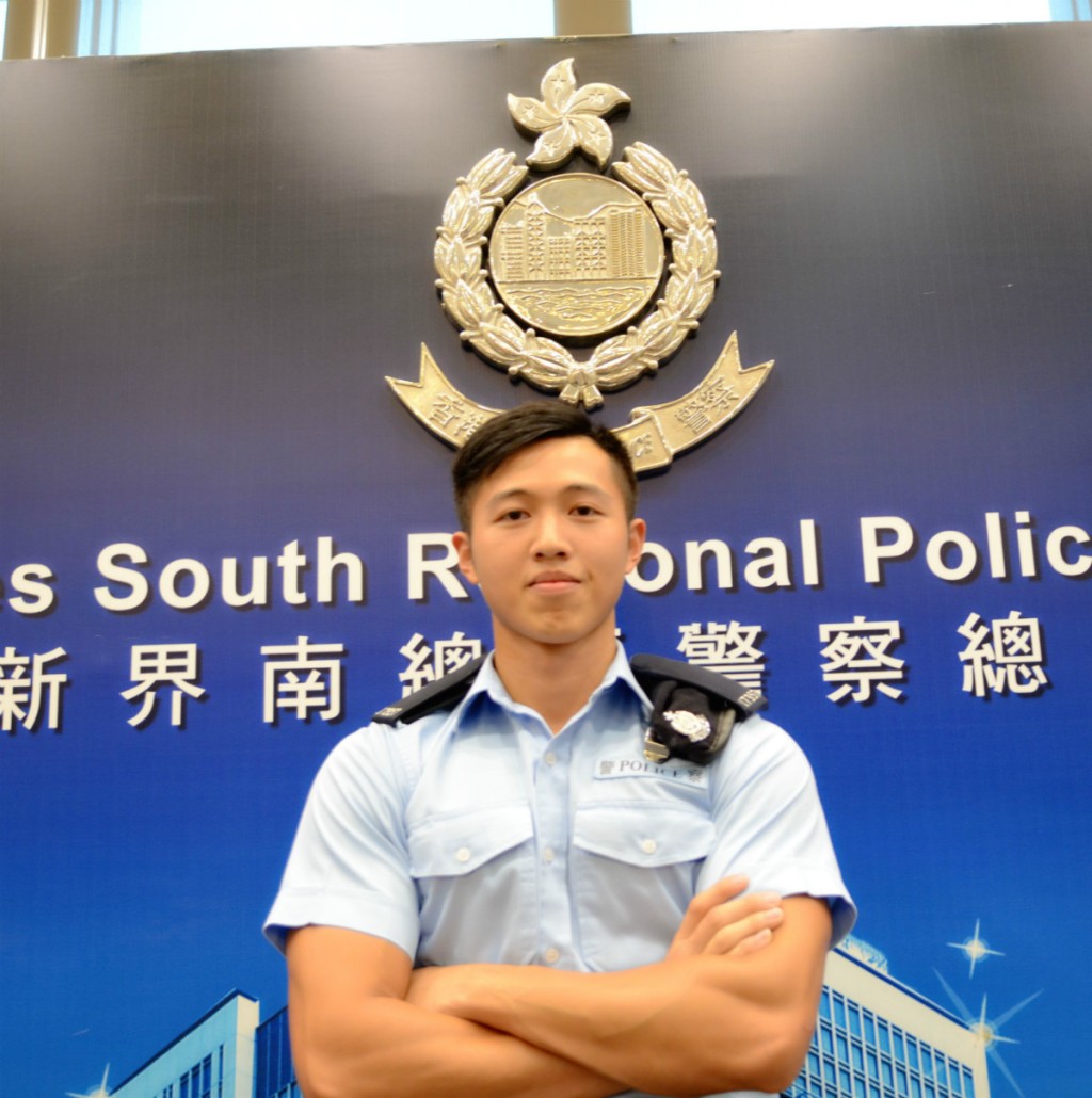 落海救人的衝鋒隊警員黃偉興。