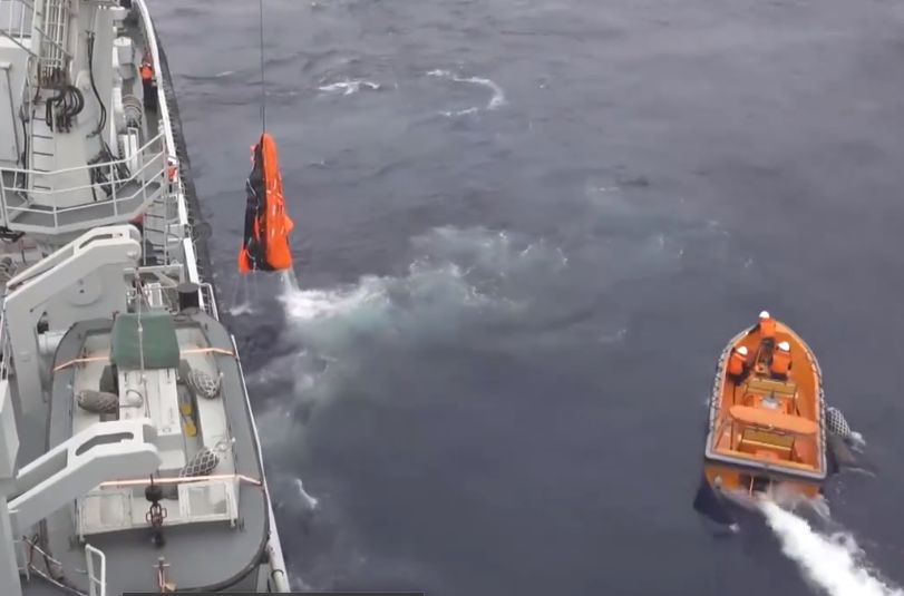 中国渔船和巴拿马货船海南附近碰撞事故，6具遗体被发现仍有2人失踪。