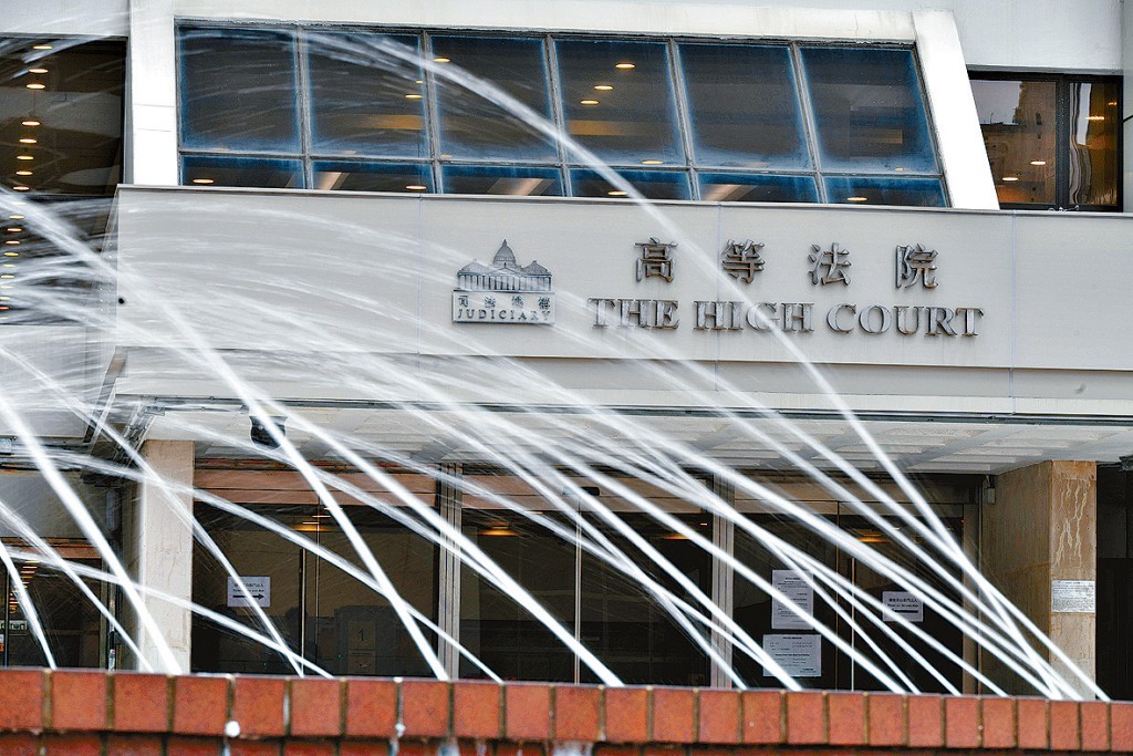 51歲被告王冠銘否認有意圖殺害死者，亦否認有意圖令死者嚴重受傷。