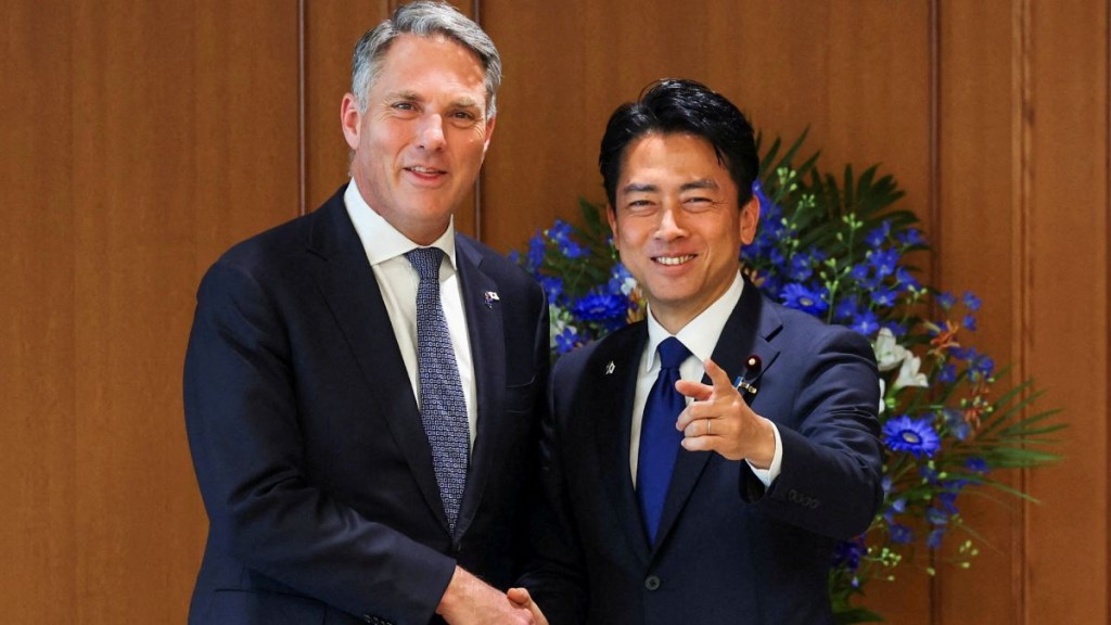 澳洲副總理兼國防部長馬爾斯早前與日本防衛大臣小泉進次郎見面。路透社