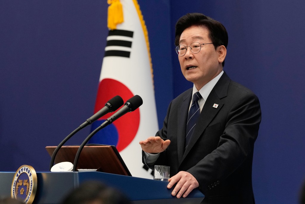 李在明呼籲美國放寬制裁，以換取北韓凍結核武計畫。美聯社