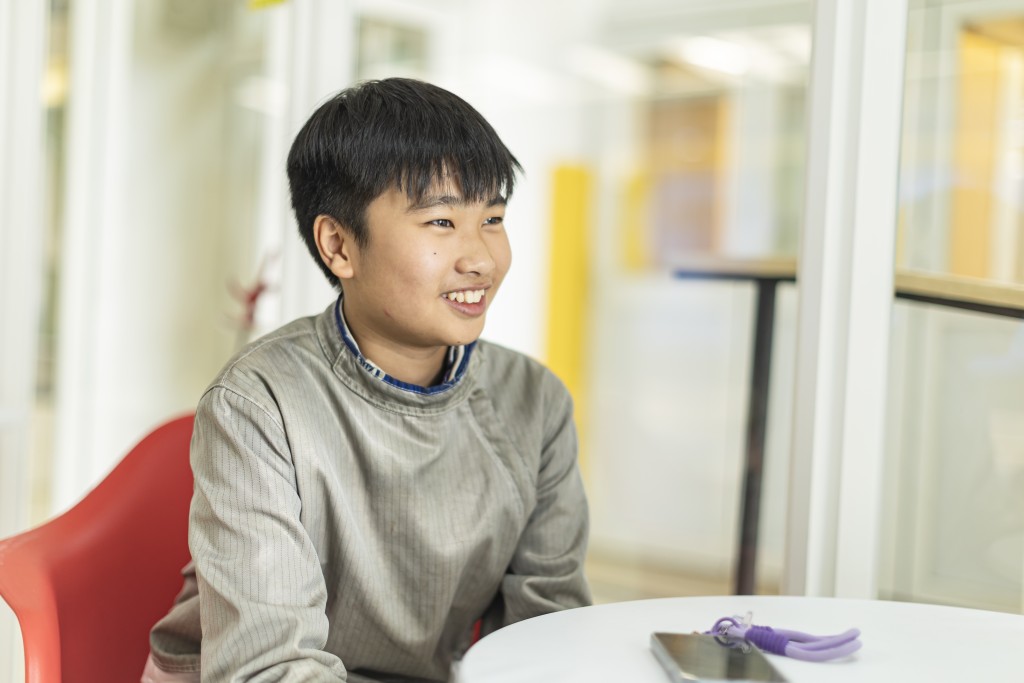 潘荣樟P.6(佩剑)(图:霍楚晖) 潘荣樟P.6(佩剑)(图:霍楚晖)