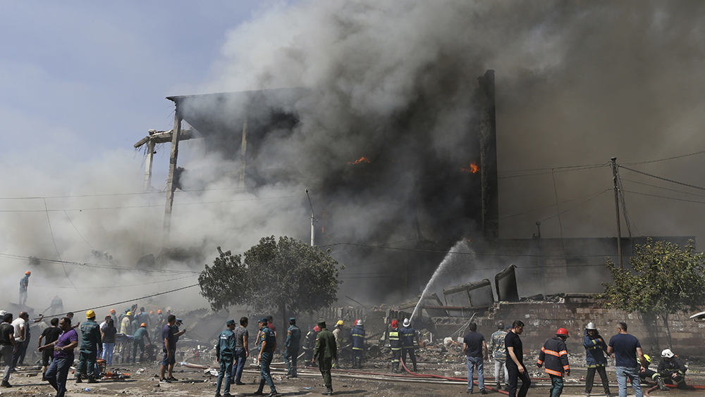 亞美尼亞首都一個批發市場煙花庫發生爆炸，至少3死逾60傷。AP
