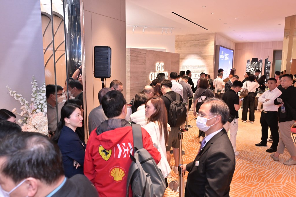 開售前即錄得4個招標單位成交，總成交金額超過6,000萬元。